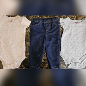 Carter's Baby Bodysuits and Jeans Set -9M